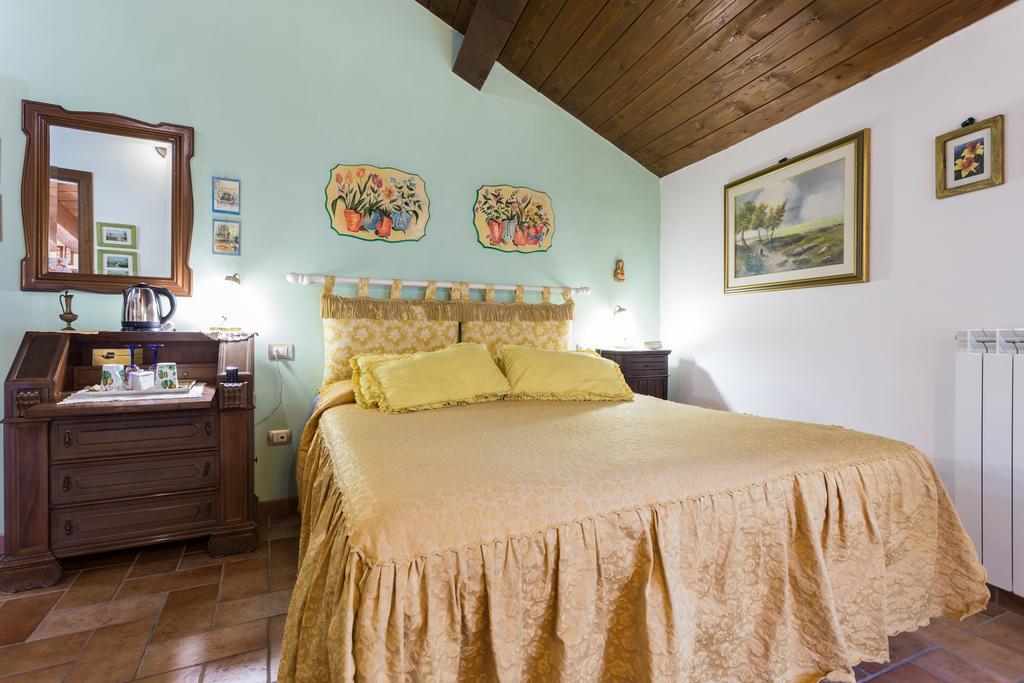 Bed And Breakfast A Casa Delle Fate Асизи Екстериор снимка