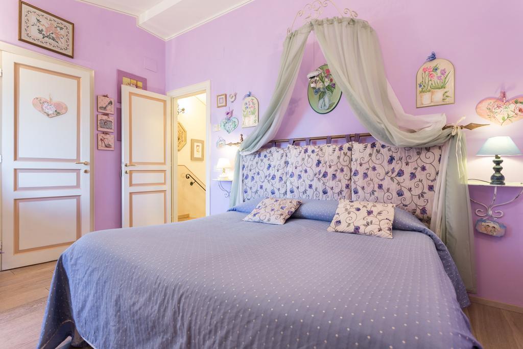 Bed And Breakfast A Casa Delle Fate Асизи Екстериор снимка