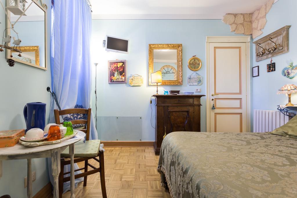 Bed And Breakfast A Casa Delle Fate Асизи Екстериор снимка