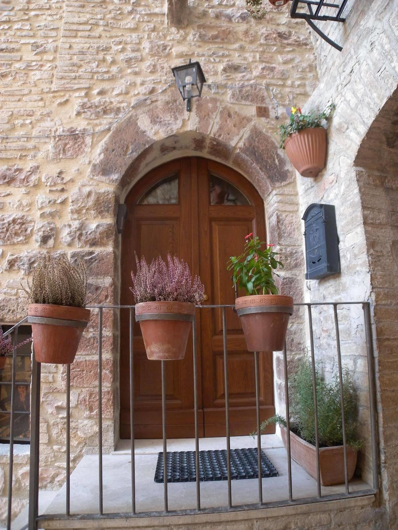 Bed And Breakfast A Casa Delle Fate Асизи Екстериор снимка